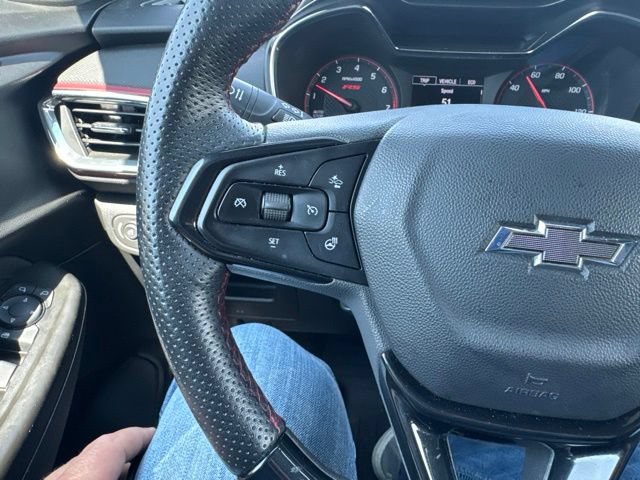 Used 2023 Chevrolet TrailBlazer RS FWD image 17