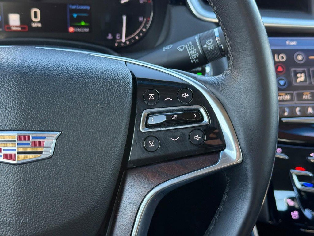 Used 2019 Cadillac XTS Luxury image 24