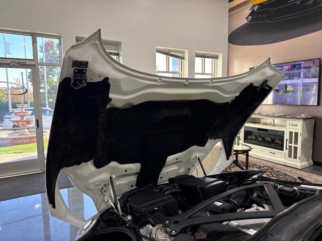 Used 2019 Aston Martin DB11 Volante image 15