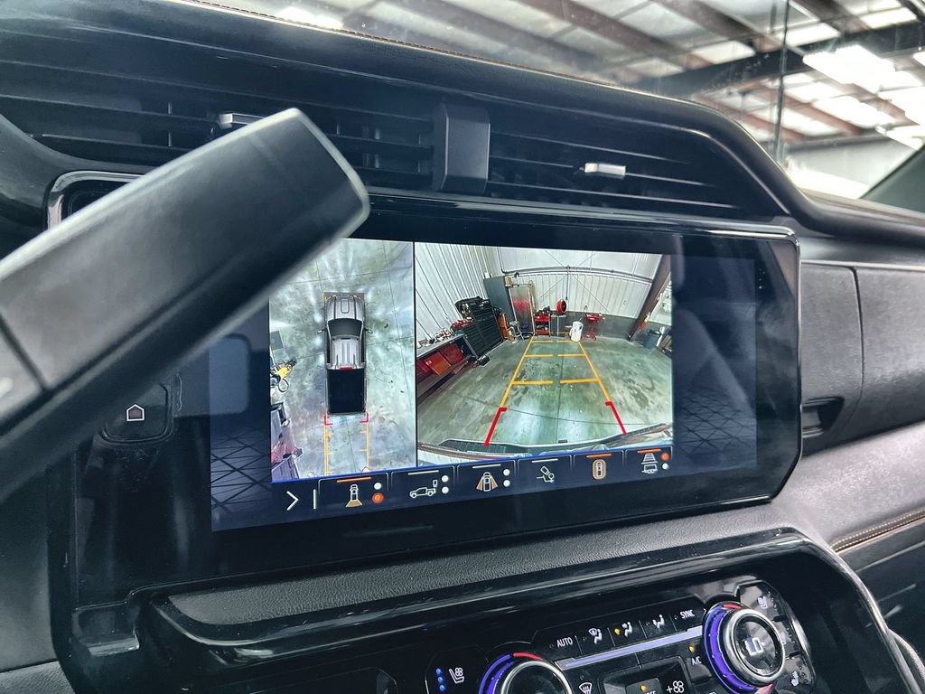 Used 2025 GMC Sierra 2500 AT4 AWD/4WD image 32
