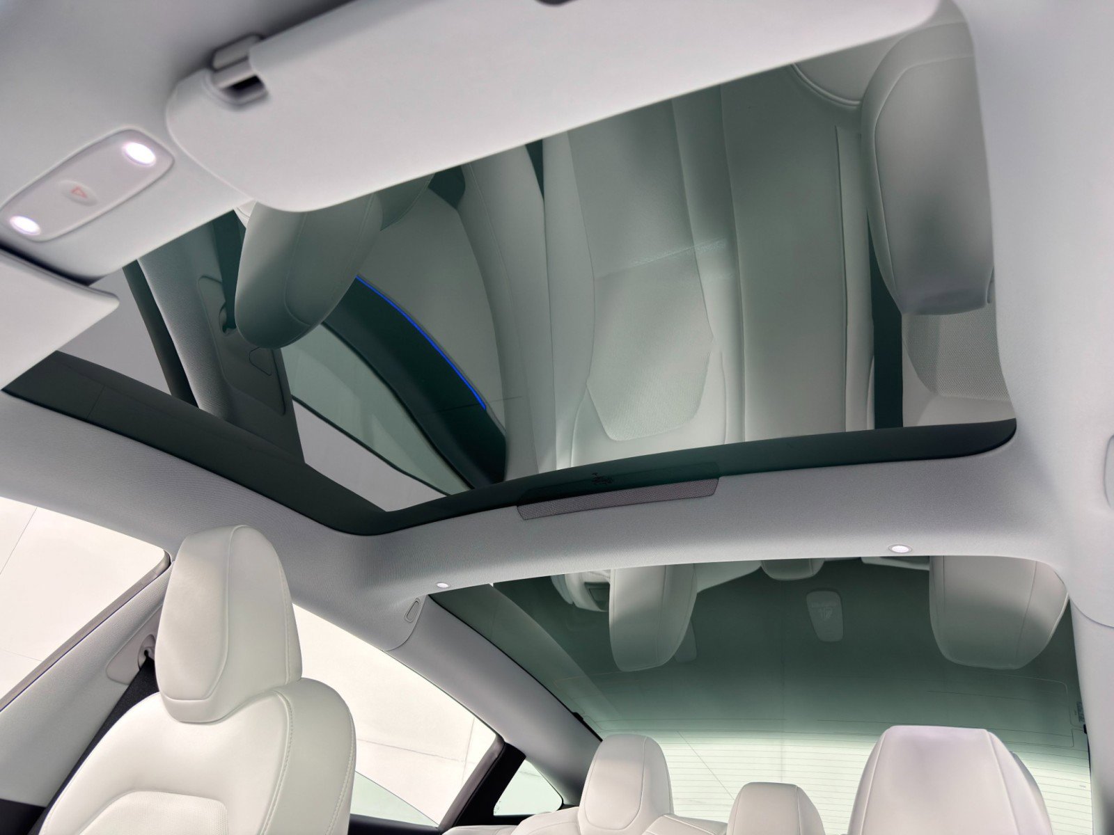 Used 2025 Tesla Model 3 Long Range image 12