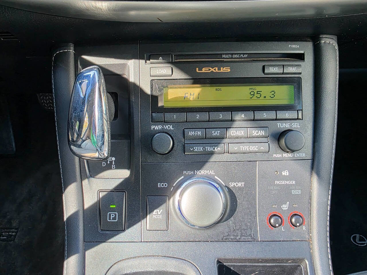 Used 2012 Lexus CT 200h Premium image 21