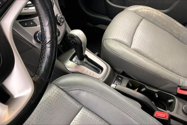 Used 2017 Chevrolet Sonic Premier FWD image 15