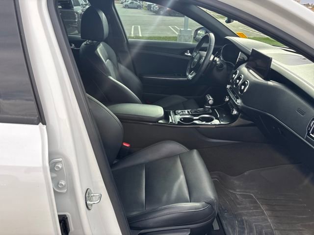 Used 2023 Kia Stinger GT-Line image 21