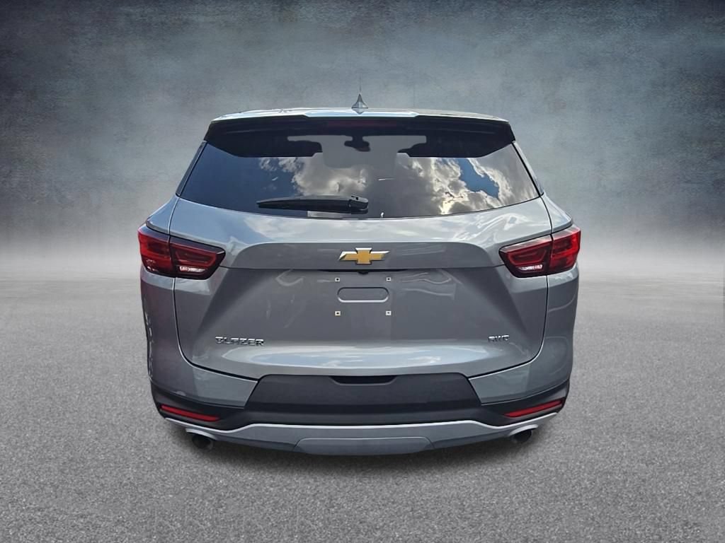 Used 2025 Chevrolet Blazer LT AWD/4WD image 7