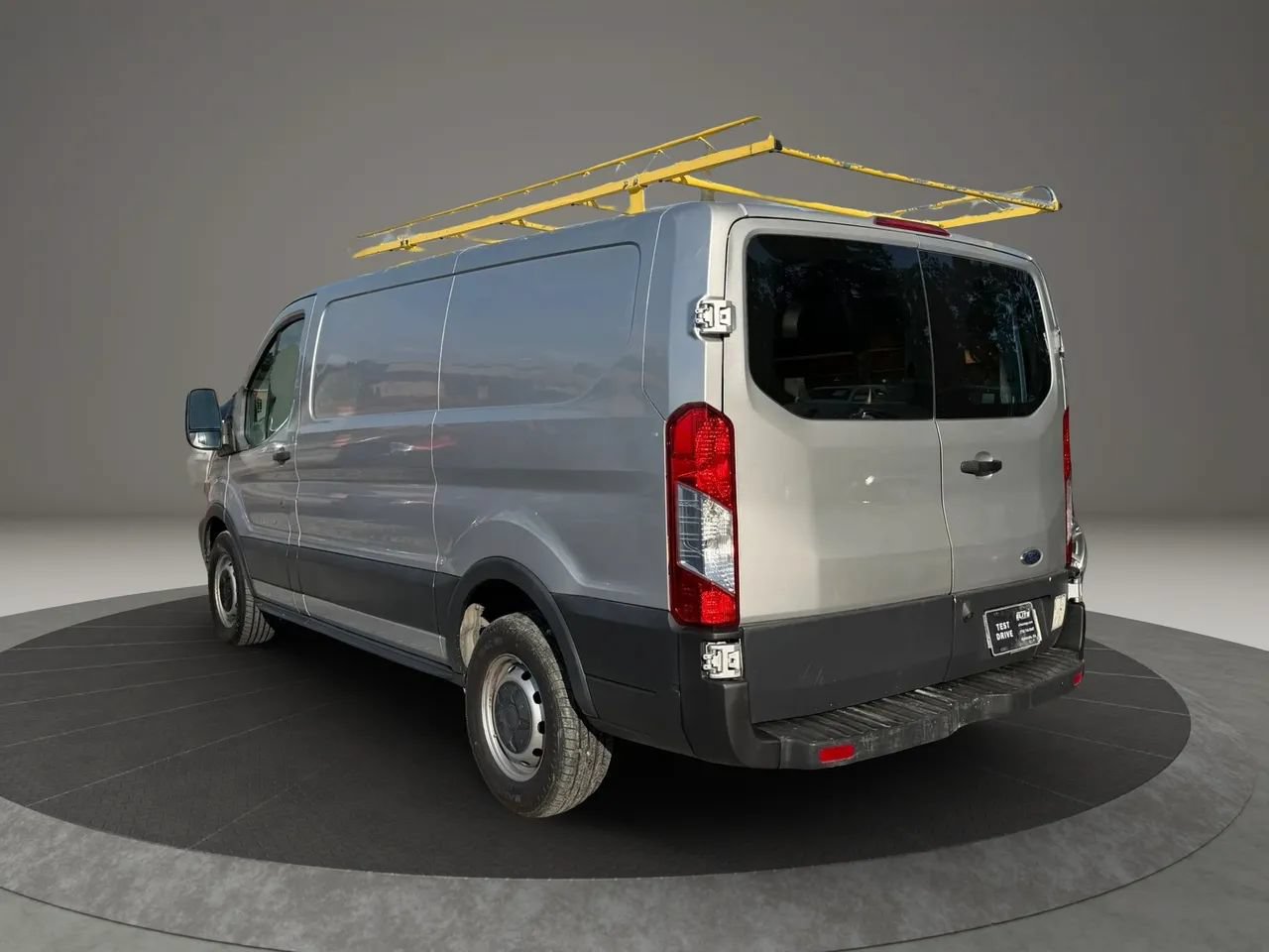 Used 2017 Ford Transit 150 130 Low Roof RWD image 6