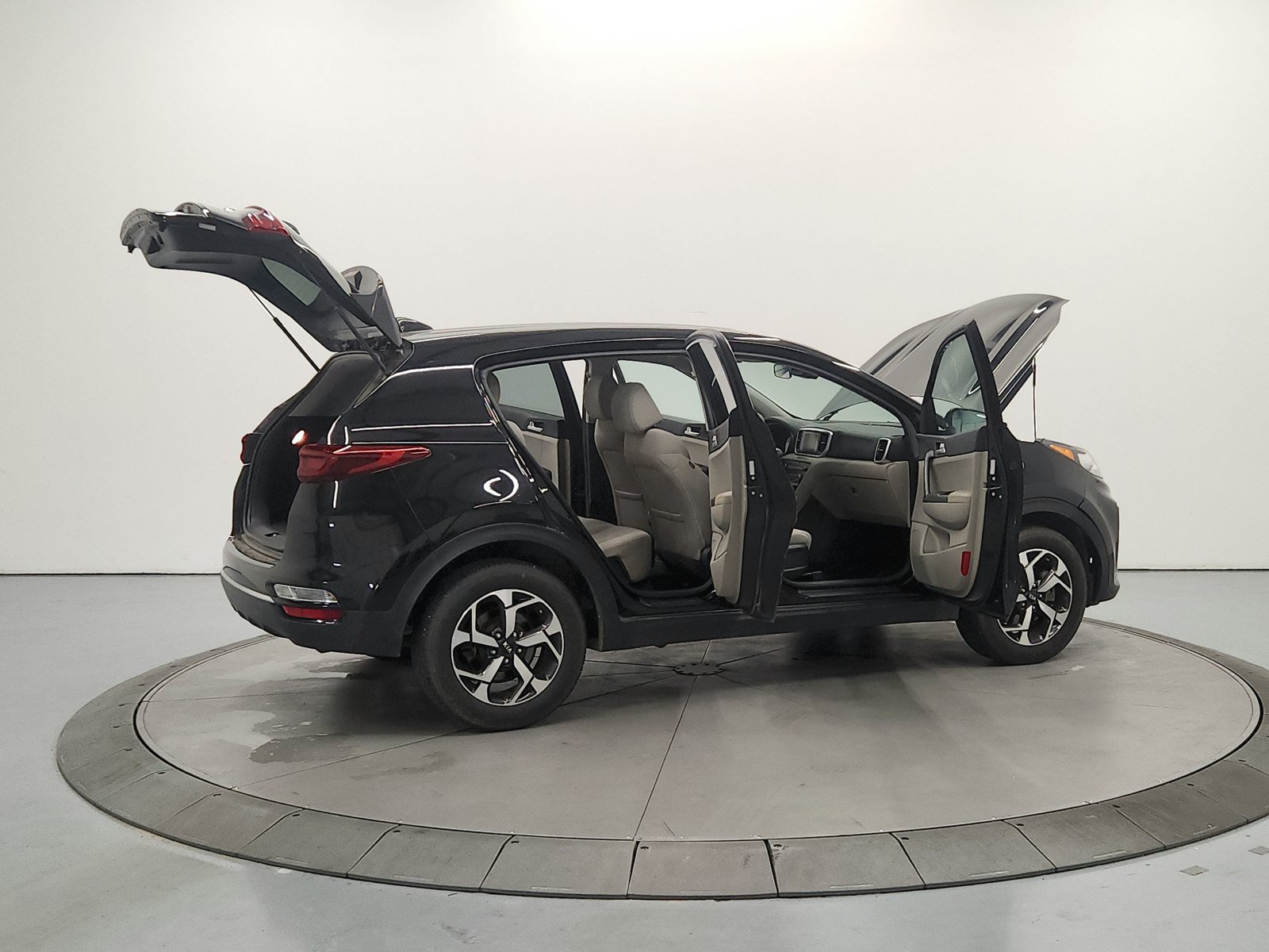 Used 2020 Kia Sportage LX FWD image 16