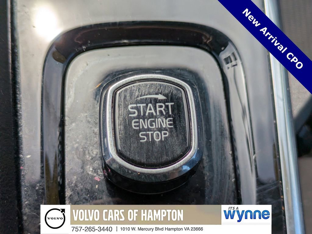 Certified 2025 Volvo S90 B6 Ultra image 28