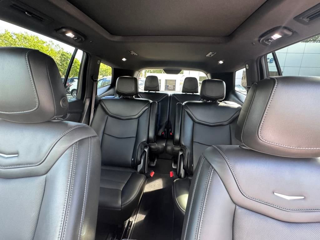 Used 2023 Cadillac XT6 Premium Luxury image 26