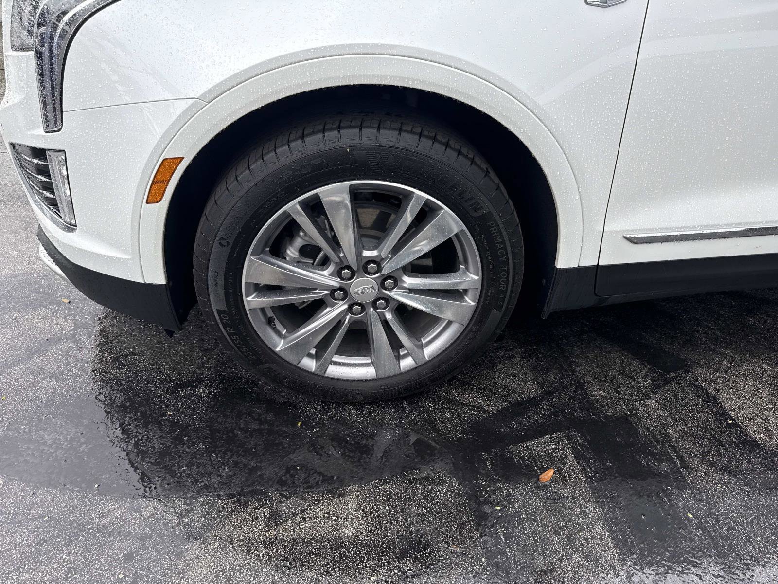 Certified 2024 Cadillac XT5 Premium Luxury FWD image 10