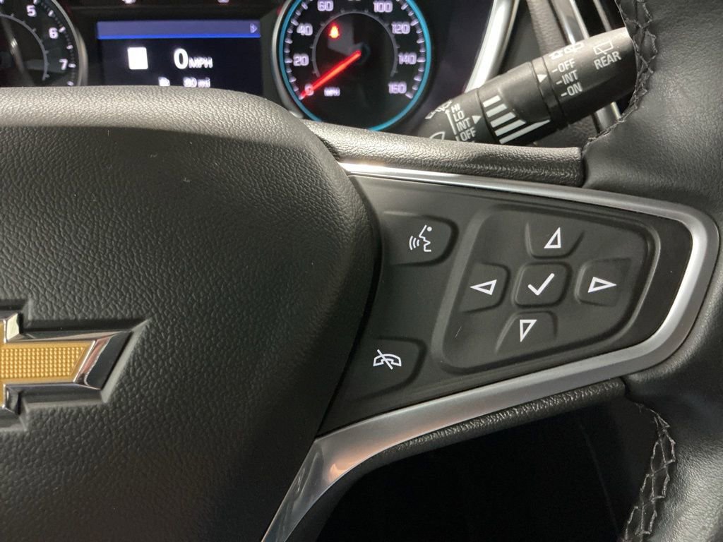 Used 2023 Chevrolet Equinox Premier image 16