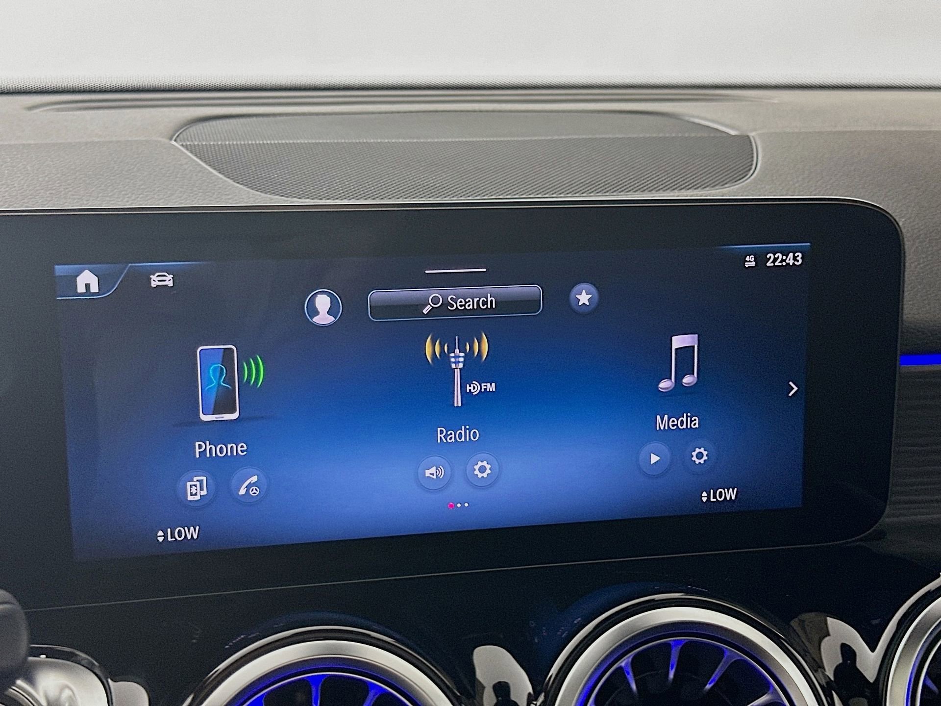 New 2026 Mercedes-Benz GLB 250 4MATIC image 15