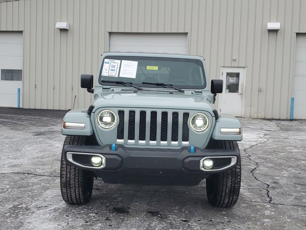 Used 2023 Jeep Wrangler Unlimited Sahara w/ Cold Weather Group image 2