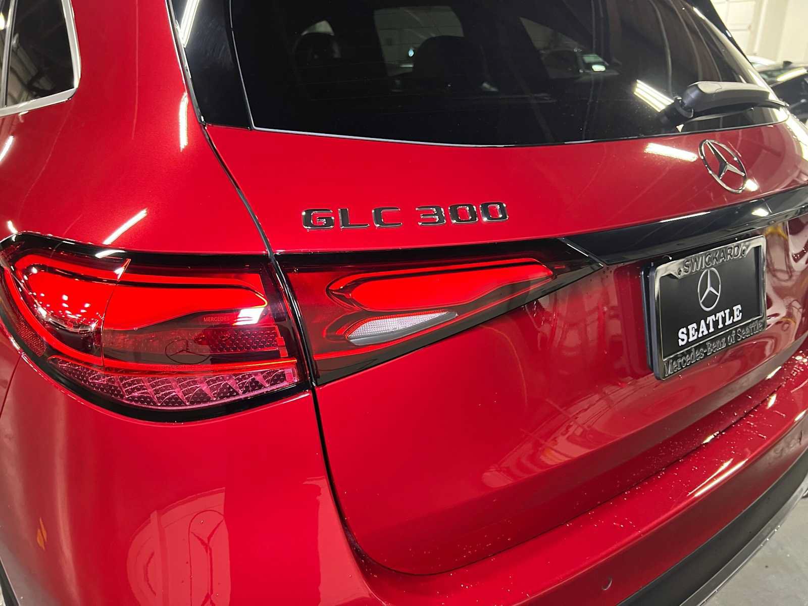 New 2027 Mercedes-Benz GLC 300 4MATIC image 14