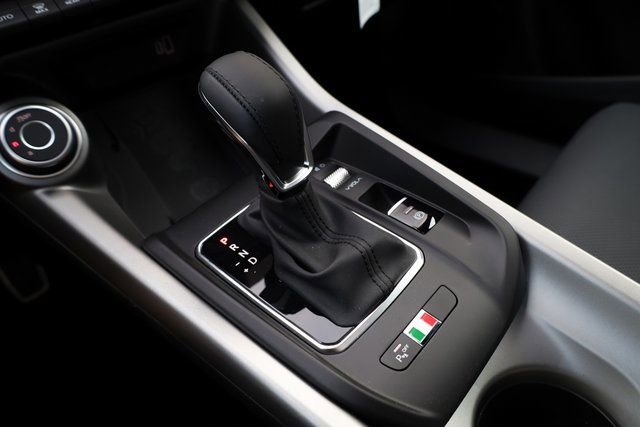 New 2025 Alfa Romeo Tonale w/ Premium Package image 23