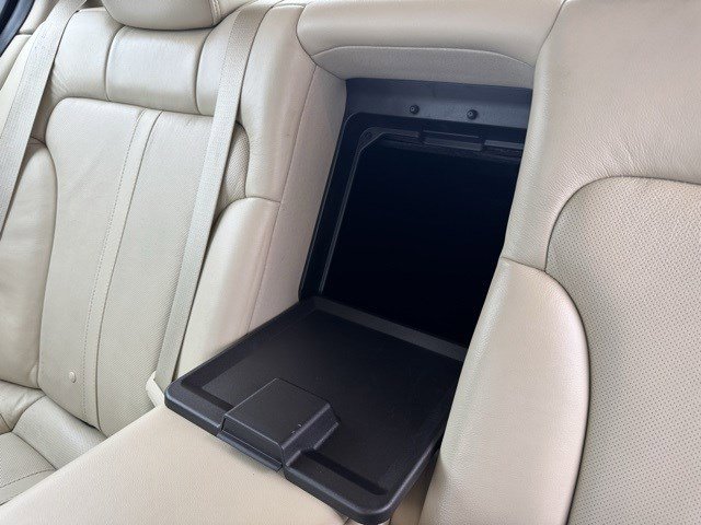 Used 2014 Lincoln MKS AWD w/ Equipment Group 101A image 35