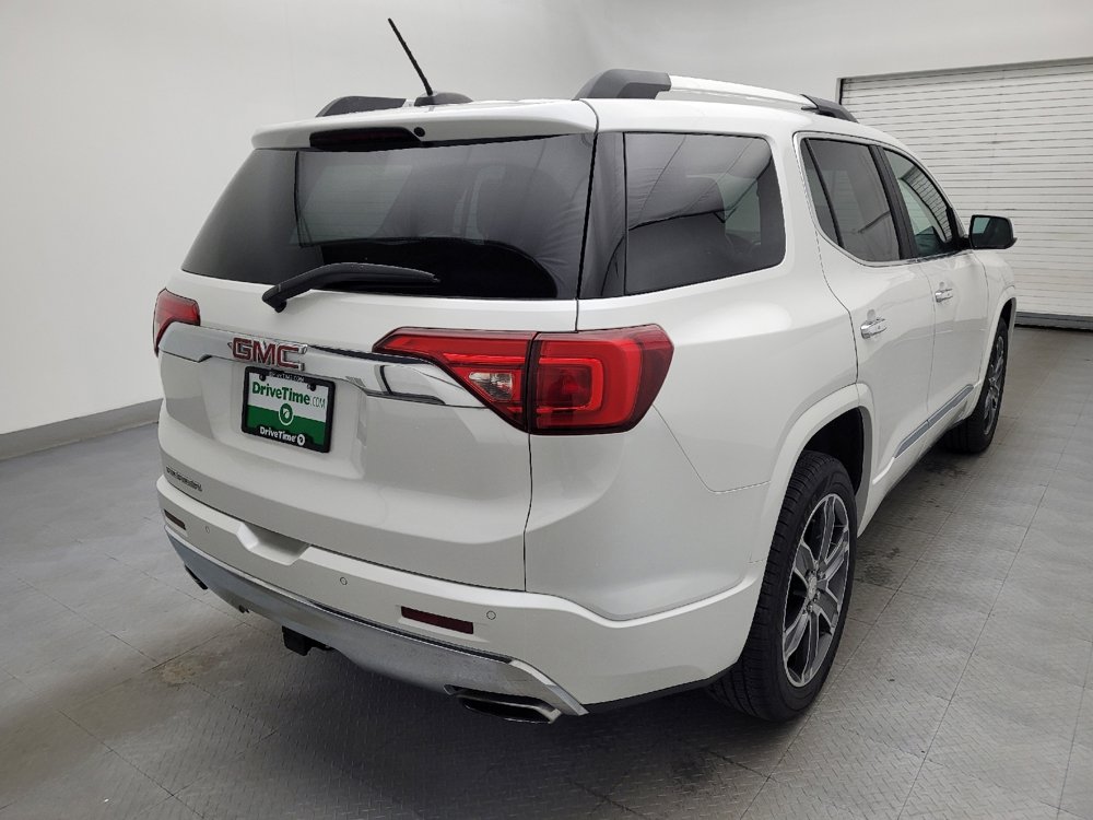 Used 2018 GMC Acadia Denali image 9