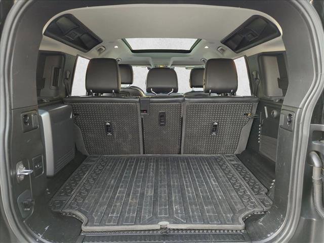 Used 2020 Land Rover Defender 110 S image 6