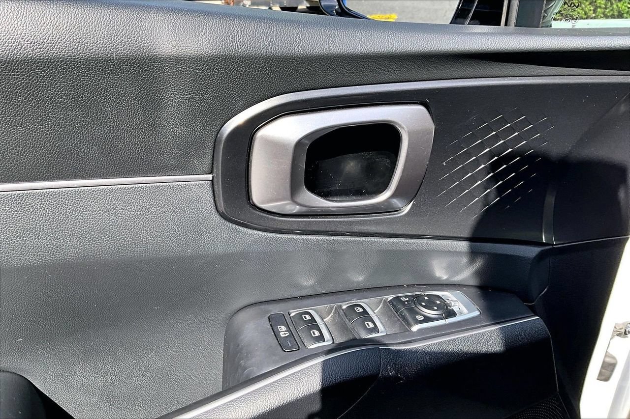Used 2025 Kia Sorento S w/ Panoramic Sunroof Package FWD image 27