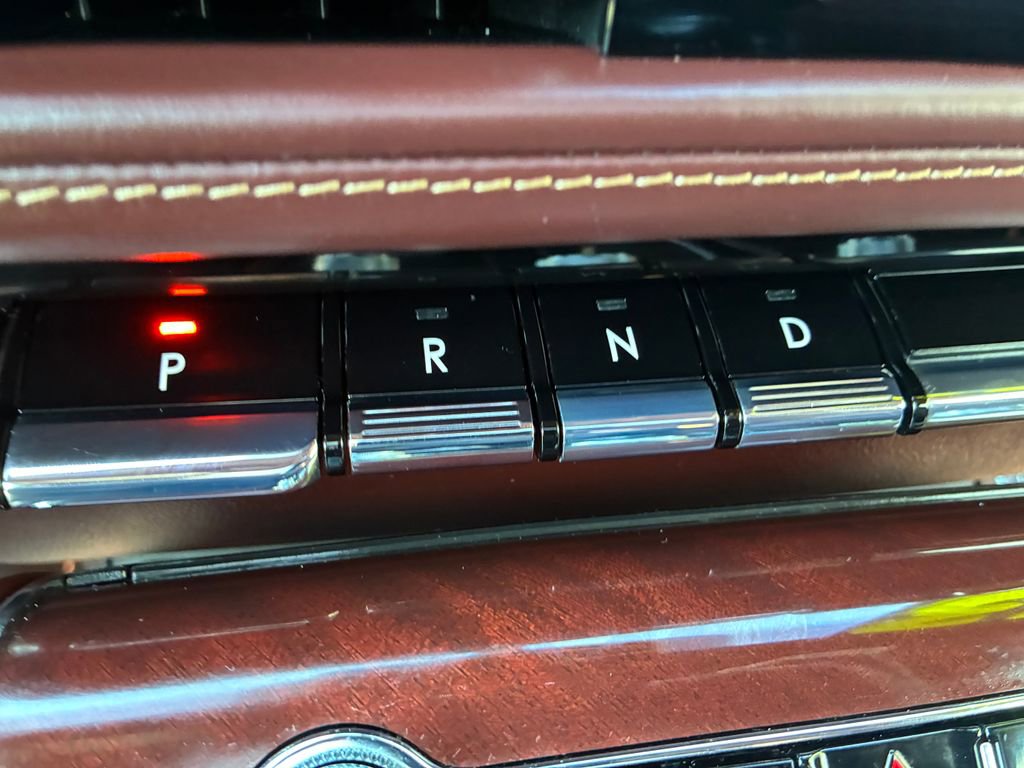 Used 2023 Lincoln Aviator Black Label w/ Dynamic Handling Package image 20