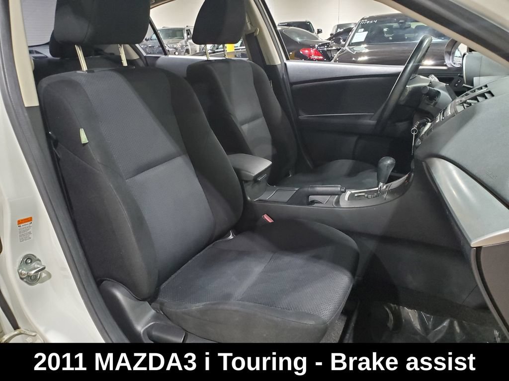 Used 2011 MAZDA MAZDA3 i Touring FWD image 12