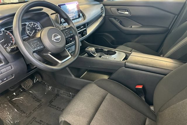 Used 2024 Nissan Rogue SV FWD image 11