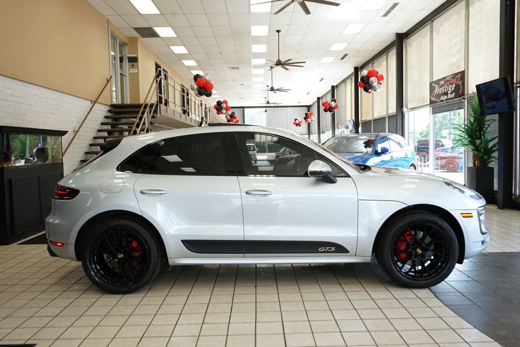 Used 2018 Porsche Macan GTS w/ Premium Package Plus AWD/4WD image 21