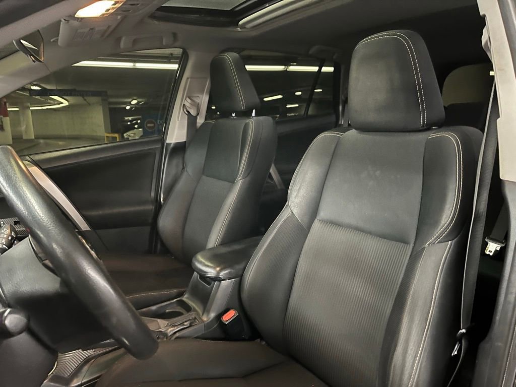 Used 2015 Toyota RAV4 XLE image 18