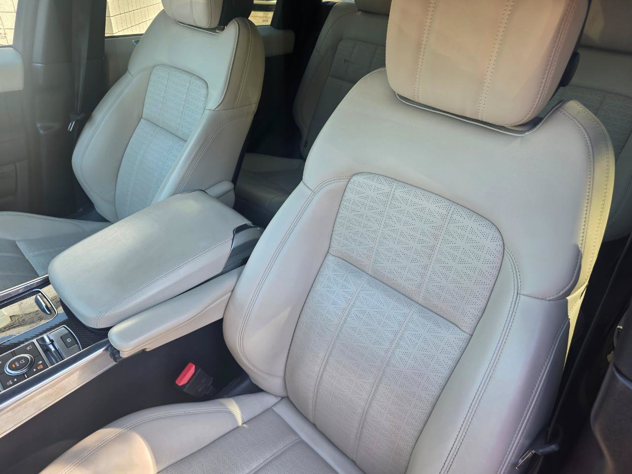 Used 2020 Land Rover Range Rover Sport Autobiography AWD/4WD image 25