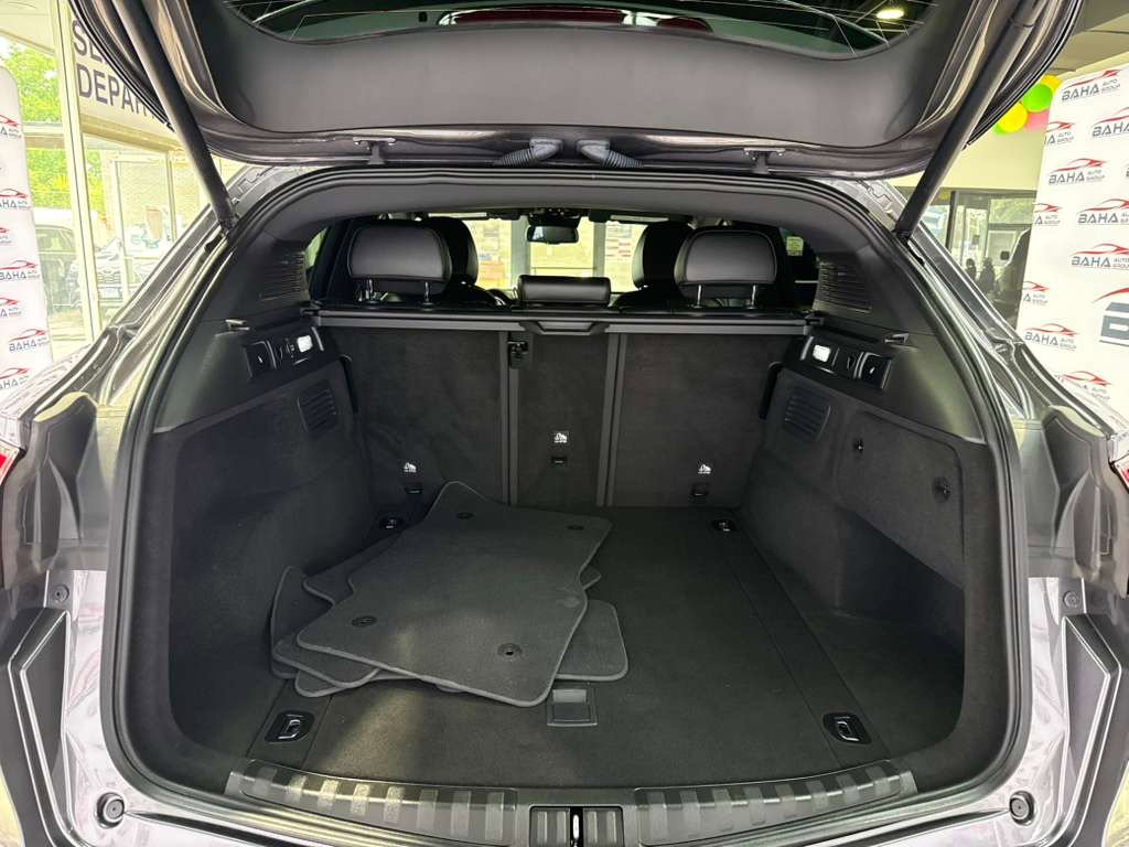 Used 2024 Alfa Romeo Stelvio Sprint RWD image 43