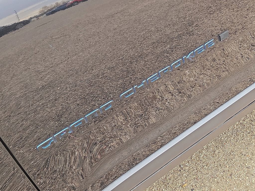 Used 2022 Jeep Grand Cherokee Trailhawk w/ Advanced Protech Group II image 11