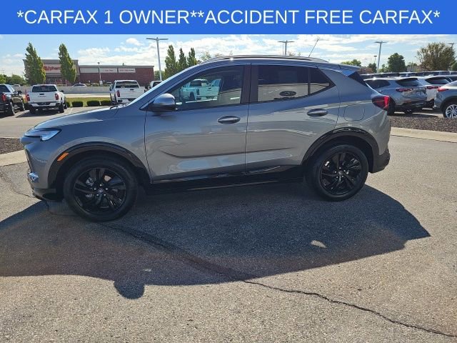 Used 2024 Buick Encore GX Sport Touring image 11