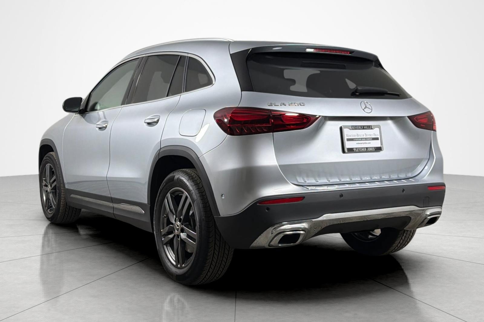 Used 2026 Mercedes-Benz GLA 250 image 3