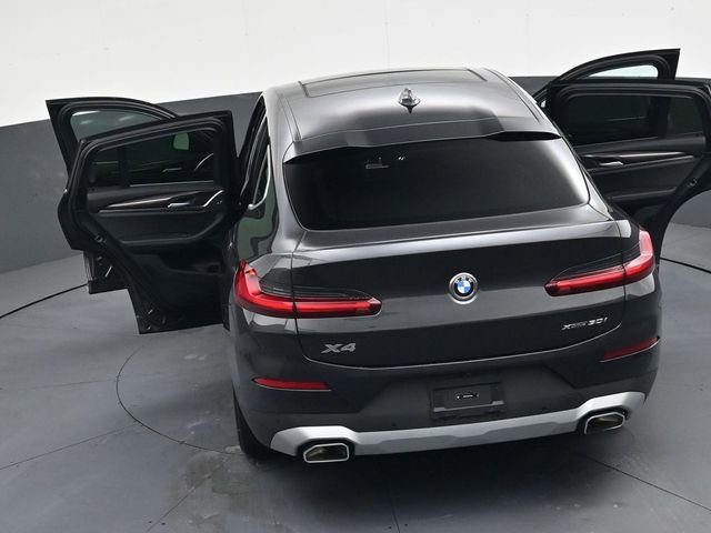 Used 2025 BMW X4 xDrive30i image 40