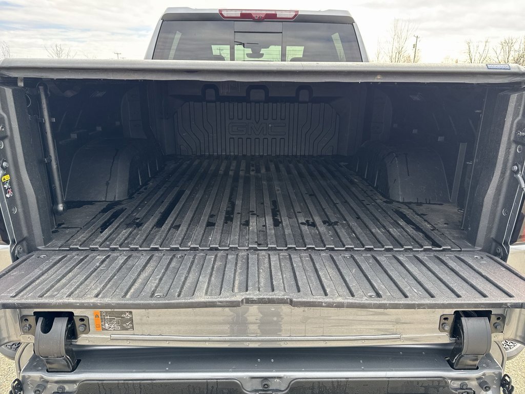 Certified 2021 GMC Sierra 1500 AT4 w/ AT4 Premium Package image 9