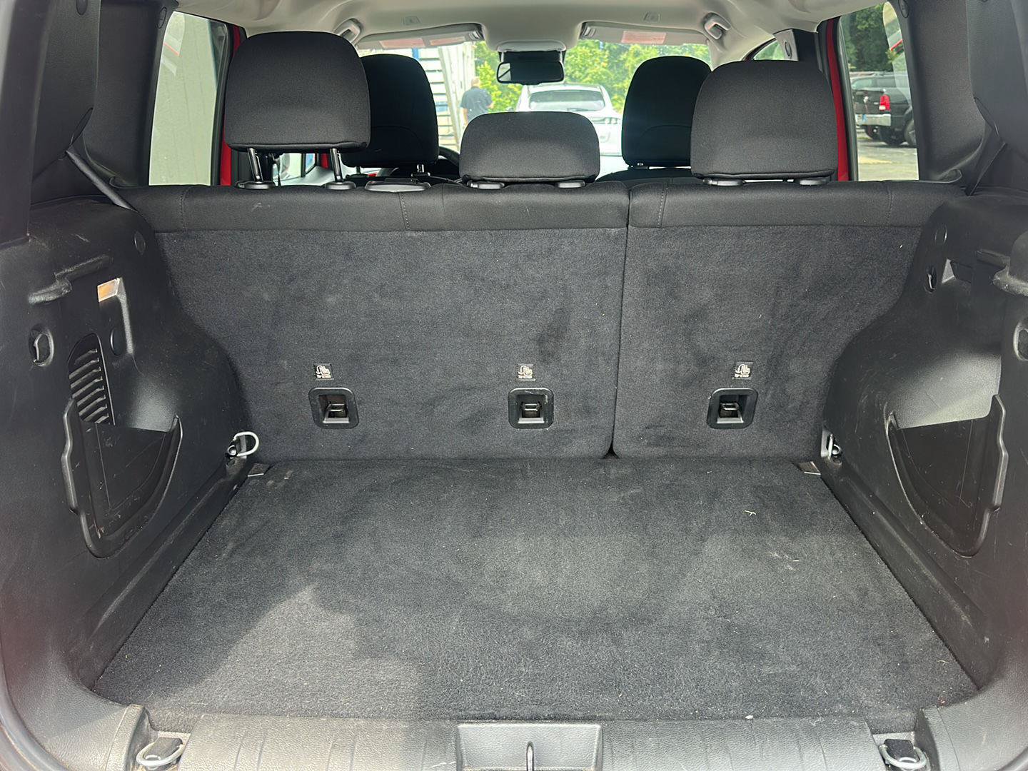 Used 2023 Jeep Renegade Trailhawk AWD/4WD image 11