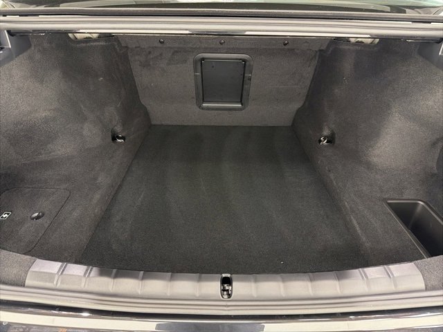Used 2025 BMW 740i xDrive w/ Premium Package image 27