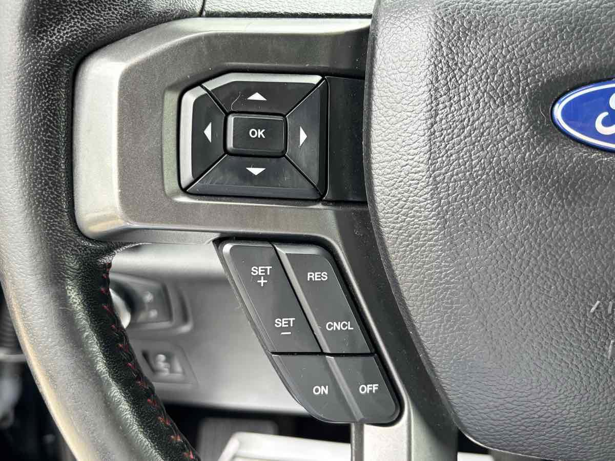 Used 2018 Ford F150 XLT w/ Equipment Group 302A Luxury AWD/4WD image 17