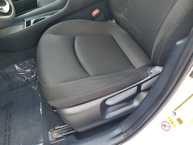 Used 2022 Toyota Prius LE FWD image 18