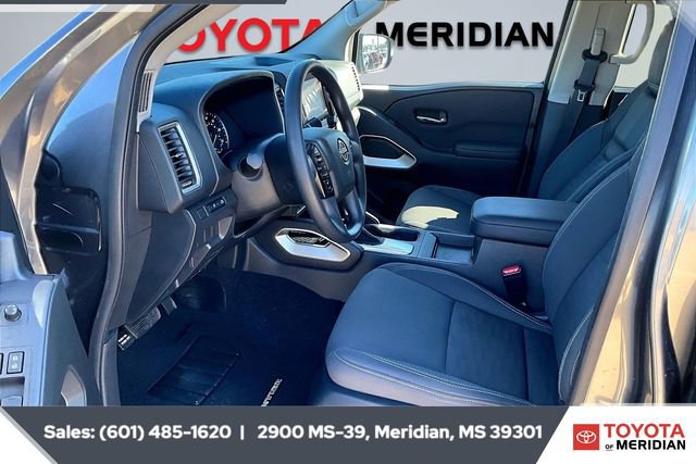 Used 2024 Nissan Frontier SV w/ Technology Package image 11