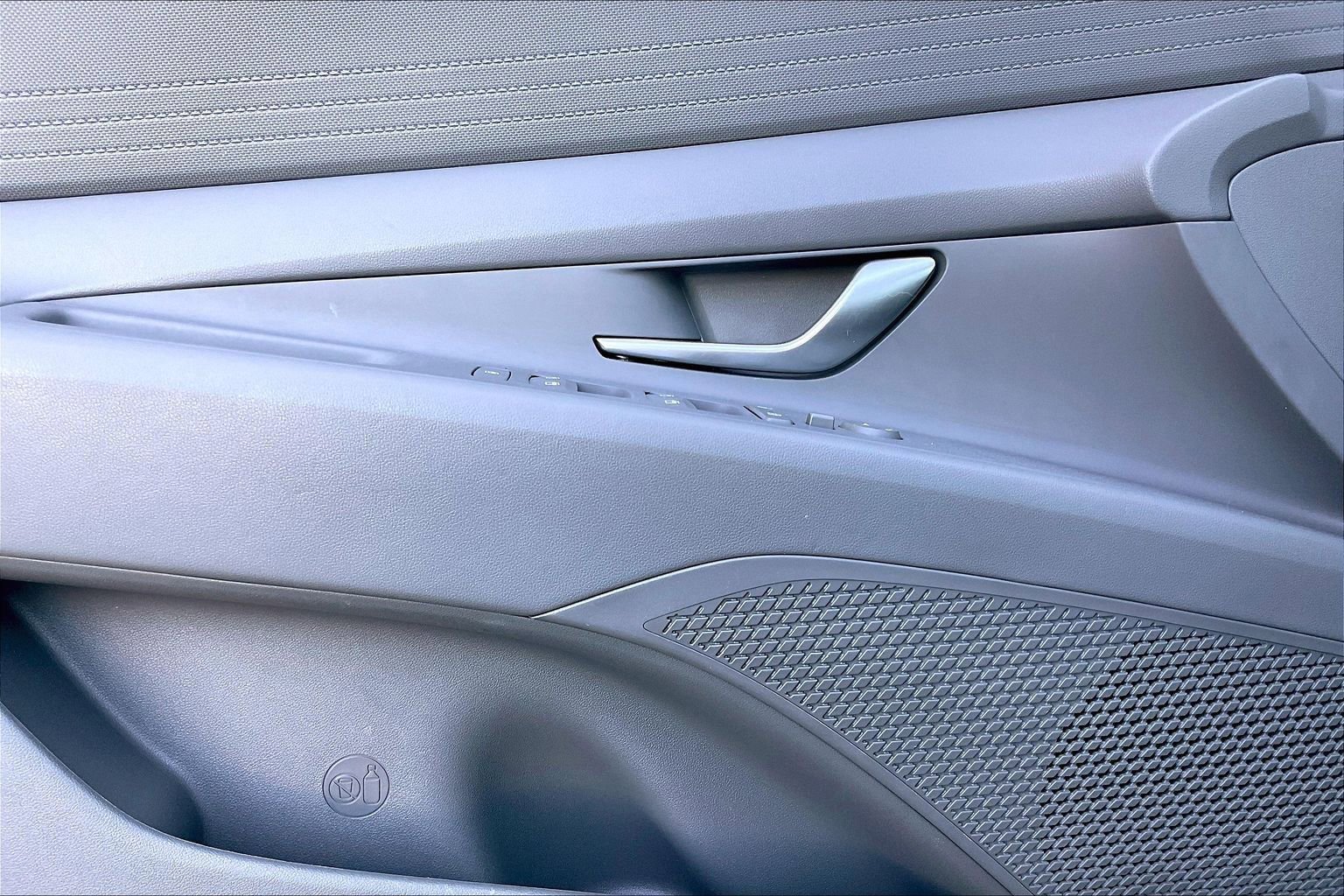 Used 2021 Hyundai Elantra SEL w/ Cargo Package image 15