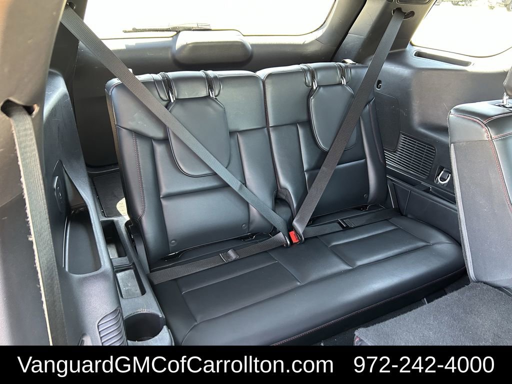 Used 2025 Ford Explorer ST-Line w/ ST-Line Street Pack AWD/4WD image 32