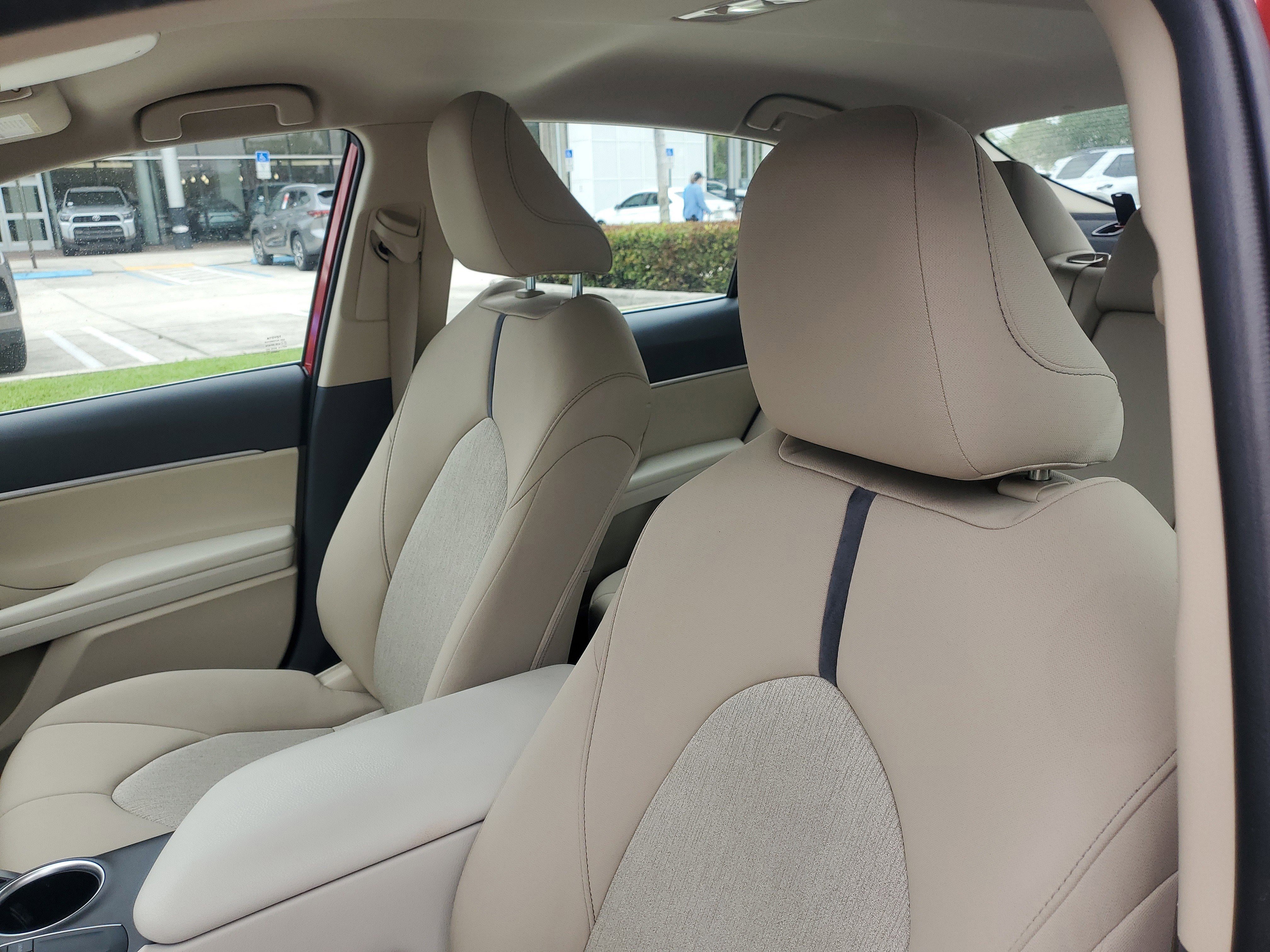 Used 2023 Toyota Camry LE image 17