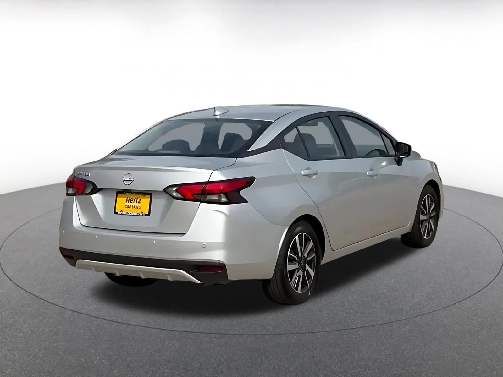 Used 2025 Nissan Versa SV FWD image 14