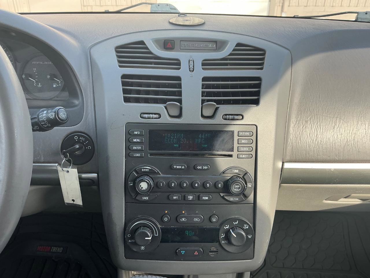 Used 2005 Chevrolet Malibu LT image 15