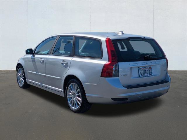 Used 2009 Volvo V50 2.4i FWD image 3