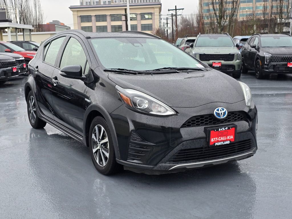 Used 2018 Toyota Prius C Two image 7