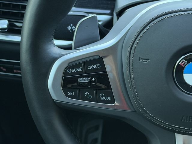 Used 2025 BMW X7 xDrive40i w/ M Sport Package AWD/4WD image 14