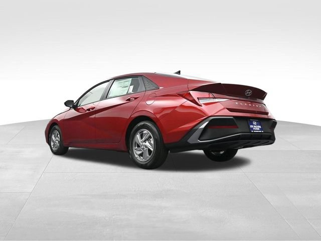 Certified 2026 Hyundai Elantra SE FWD image 34