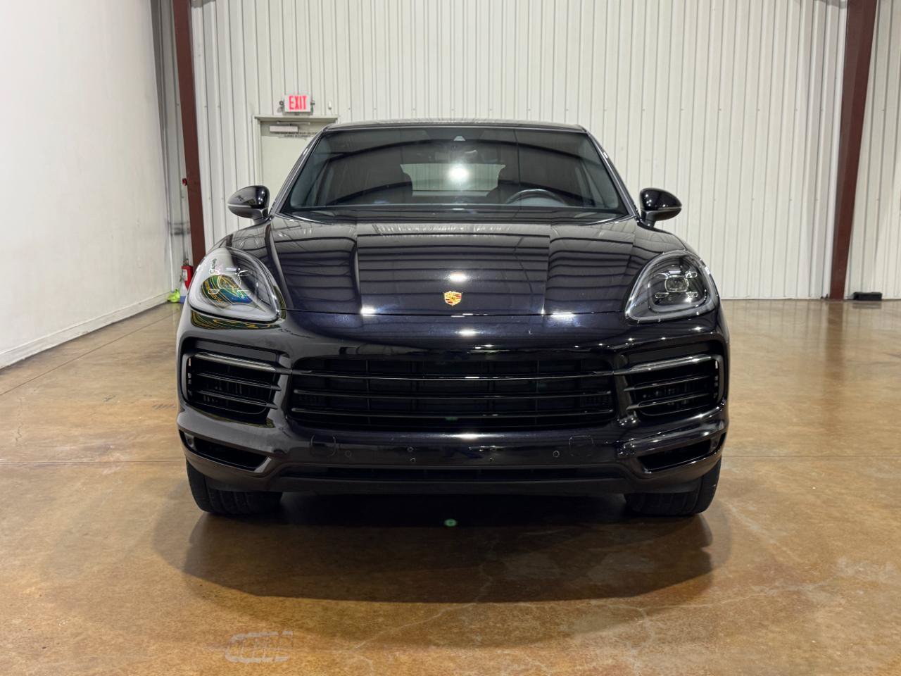 Used 2022 Porsche Cayenne Coupe AWD/4WD image 2